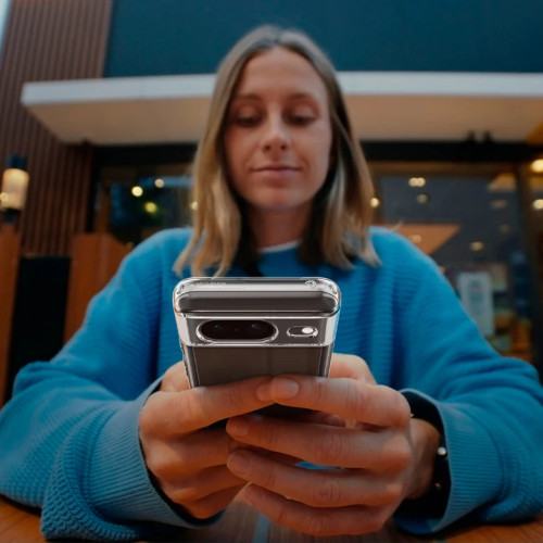 Чохол Spigen Ultra Hybrid для Google Pixel 8 Crystal Clear