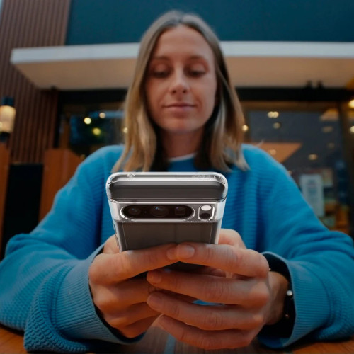 Чохол Spigen Ultra Hybrid для Google Pixel 8 Pro Crystal Clear