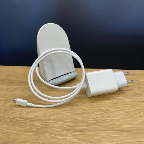 Вживаний бездротовий зарядний пристрій Google Pixel Stand 2 White GA03002-US (Ідеальний стан)