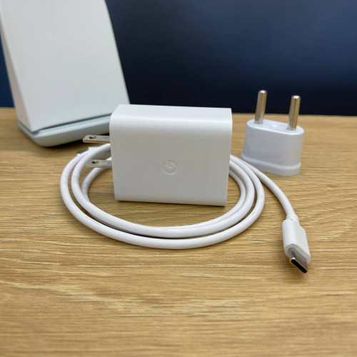 Вживаний бездротовий зарядний пристрій Google Pixel Stand 2 White GA03002-US (Ідеальний стан)