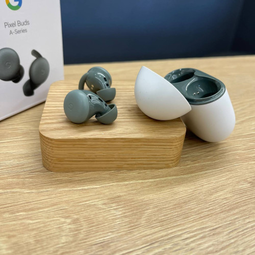 Вживані бездротові навушники Google Pixel Buds A-Series Olive (Хороший+ стан)