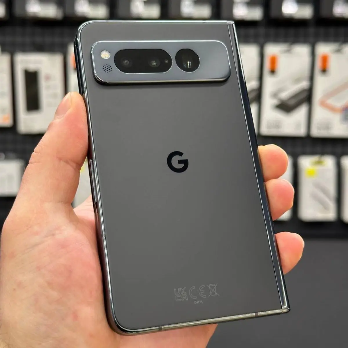 Вживаний смартфон Google Pixel Fold 12/256Gb Obsidian US