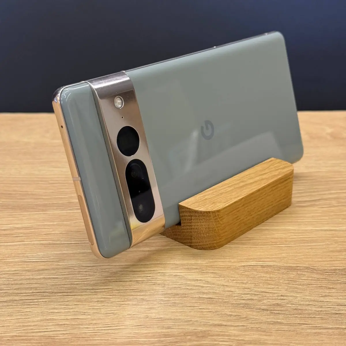 Вживаний смартфон Google Pixel 7 Pro 128Gb Hazel US (Ідеальний+