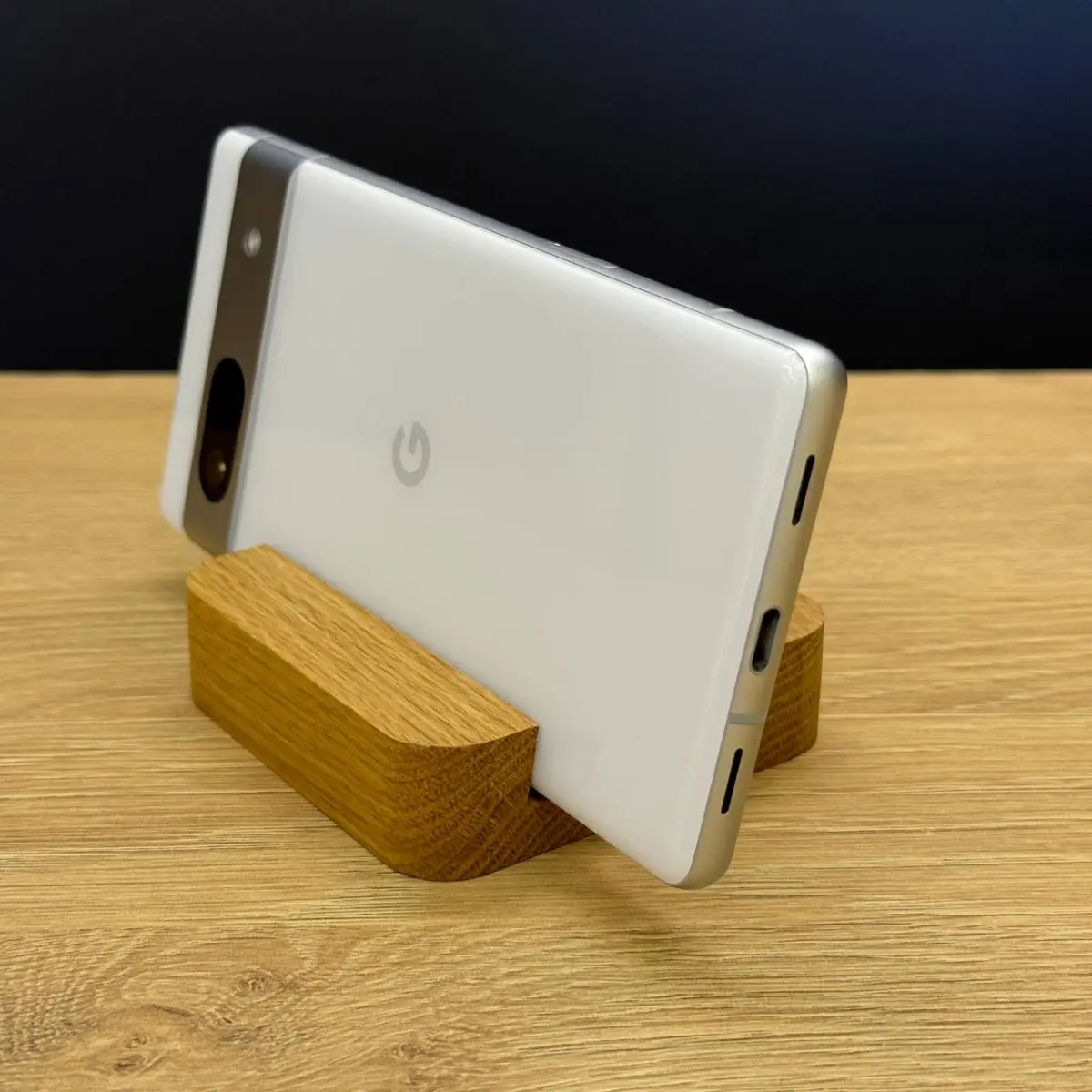 Вживаний смартфон Google Pixel 7a 128Gb Snow JP (Хороший стан