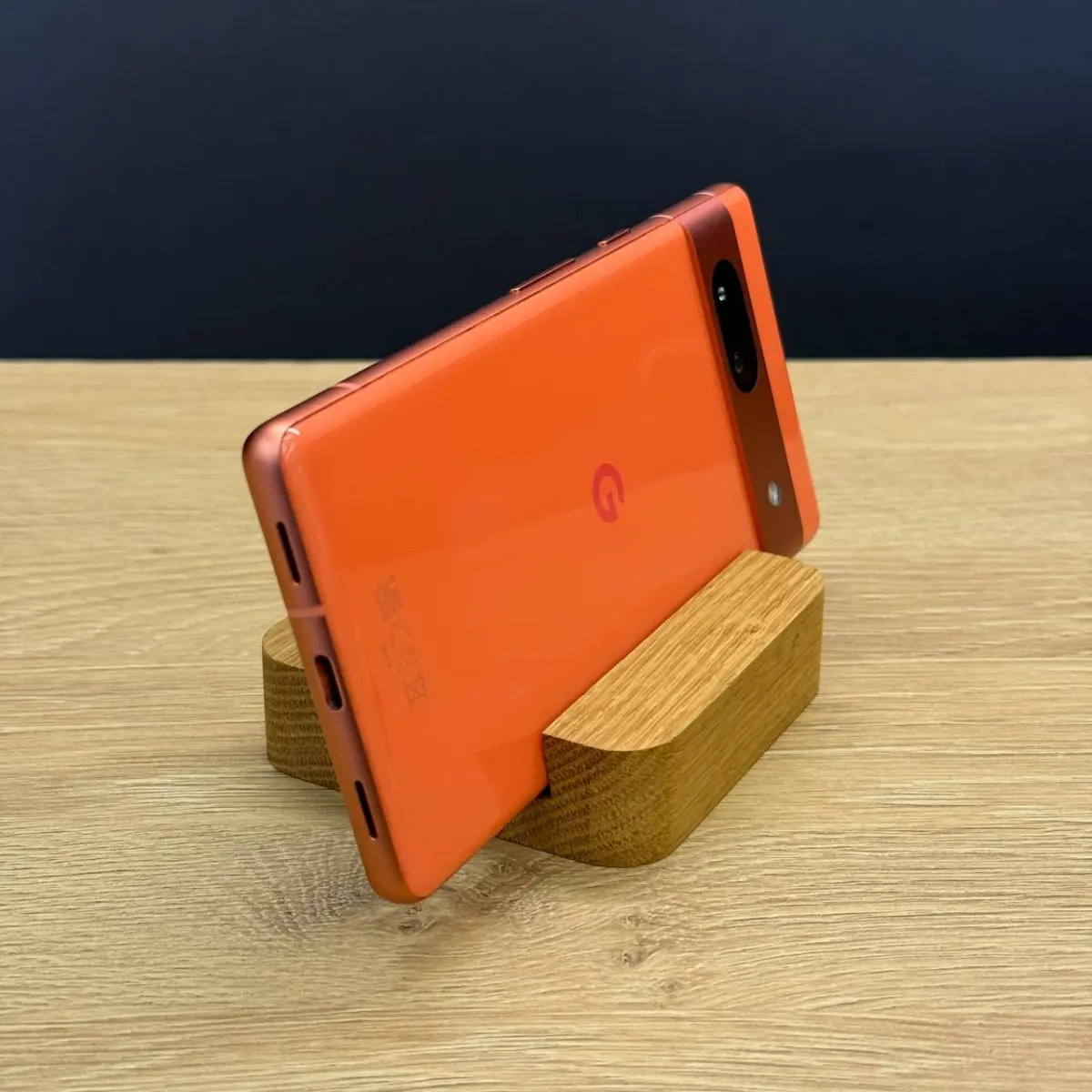 Вживаний смартфон Google Pixel 7a 128Gb Coral US (Хороший+ стан