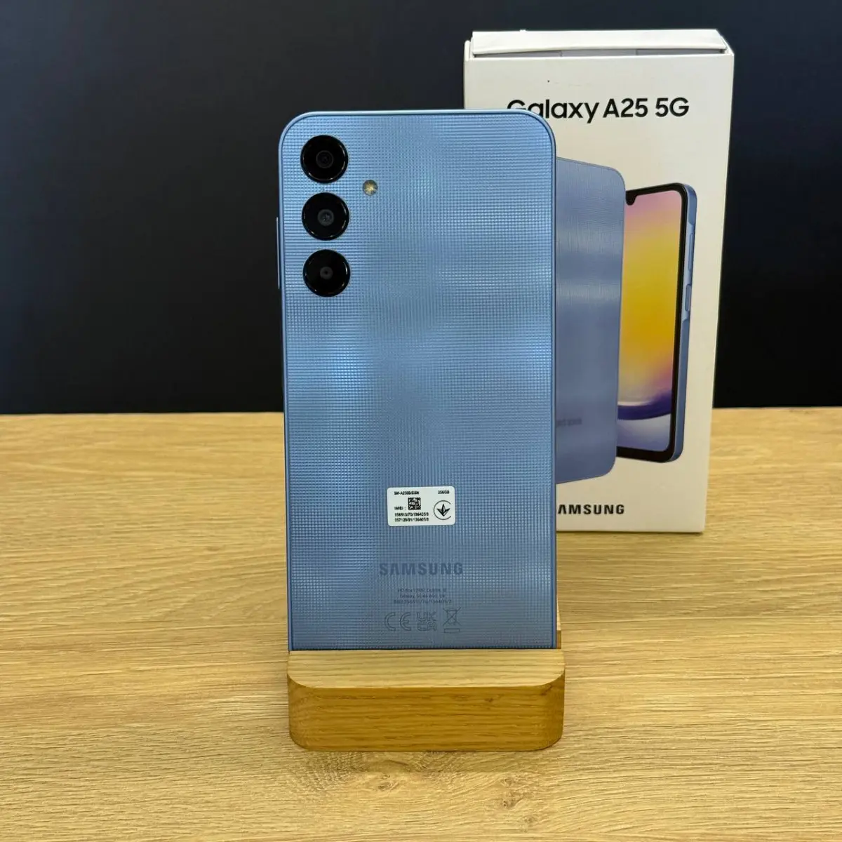 Вживаний смартфон Samsung Galaxy A25 5G 8/256 Blue (Хороший+ стан