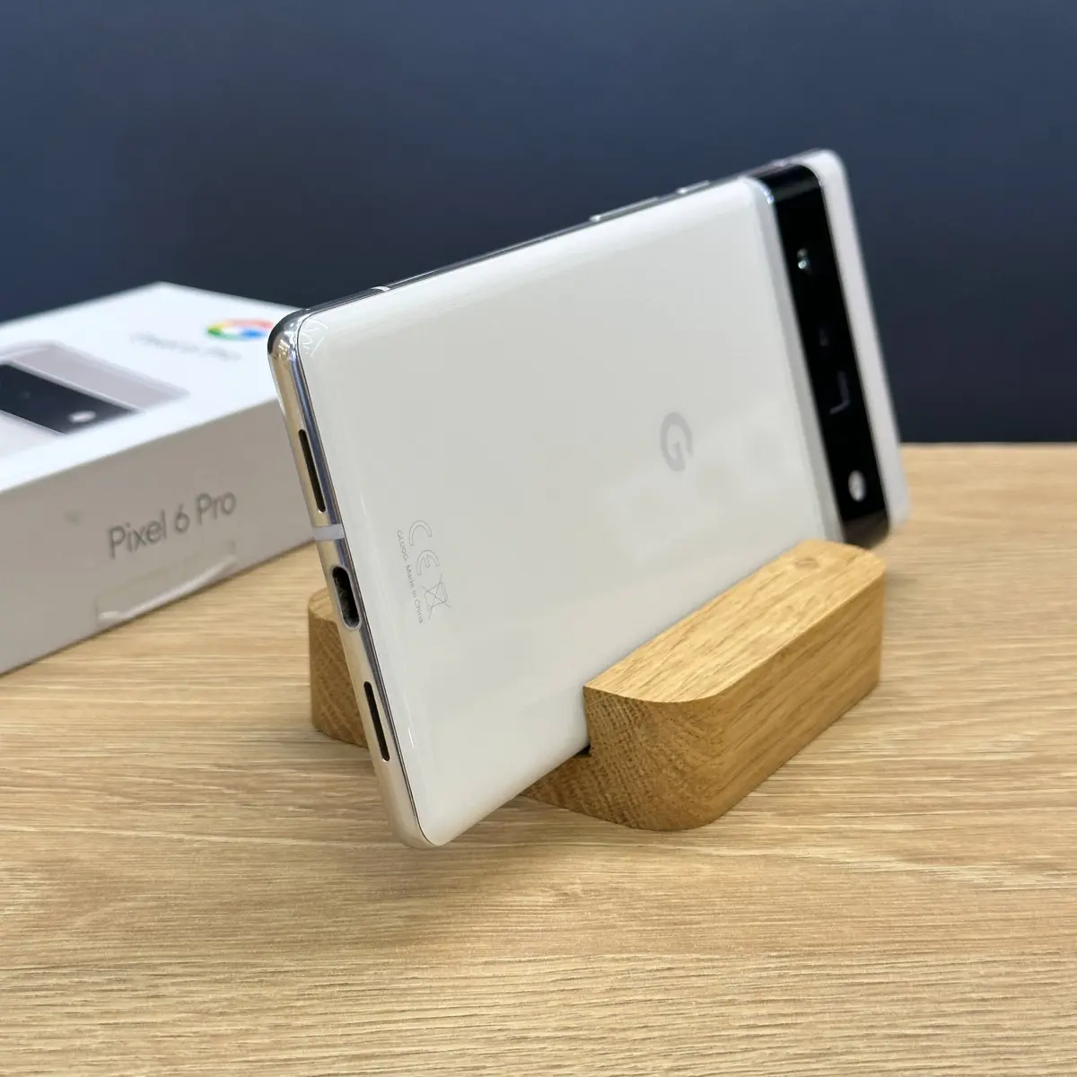 Google Pixel 6 Pro ホワイト 本体 Вживаний смартфон Google Pixel 6 Pro 128Gb Cloudy White US