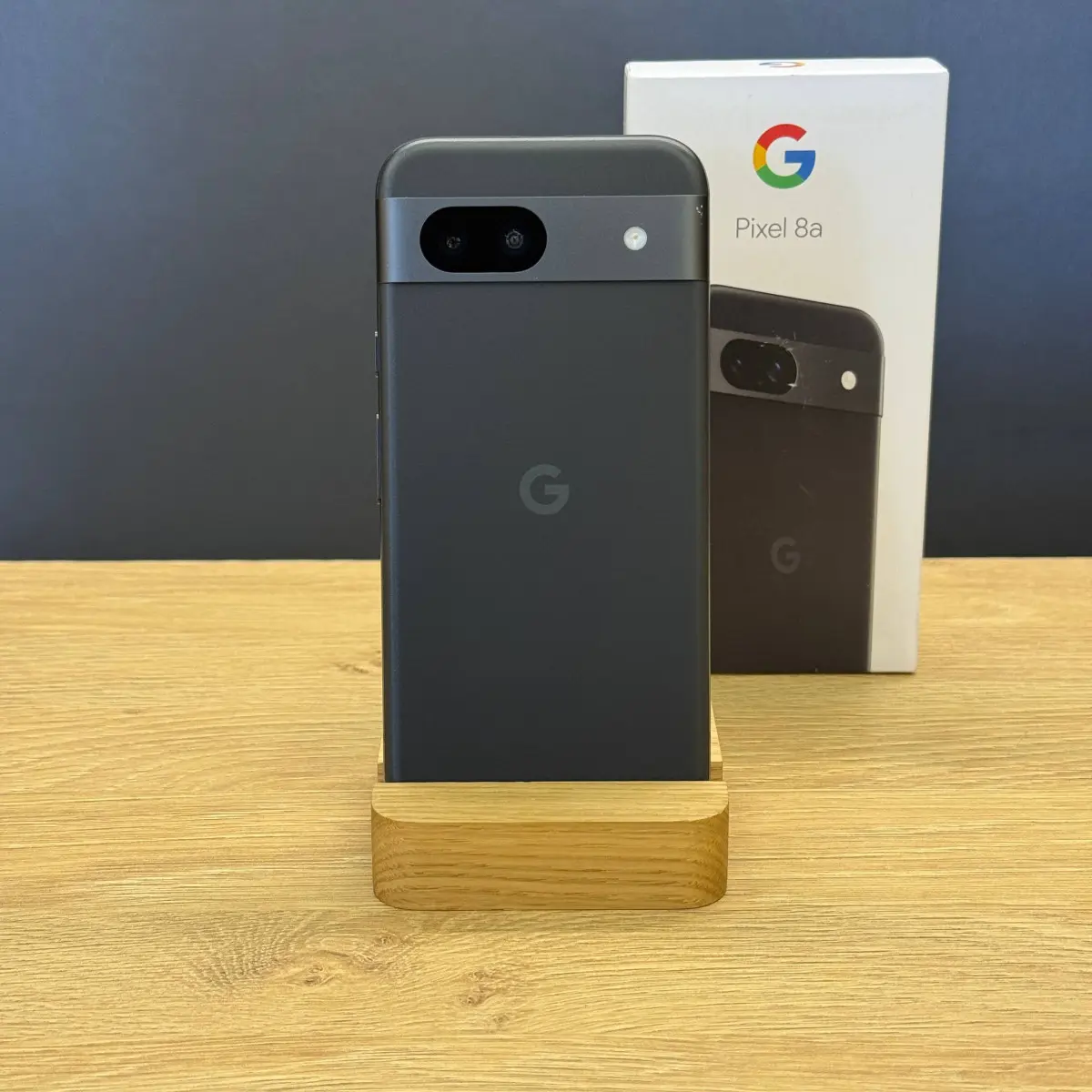 Вживаний смартфон Google Pixel 8a 256GB Obsidian Global (Хороший+