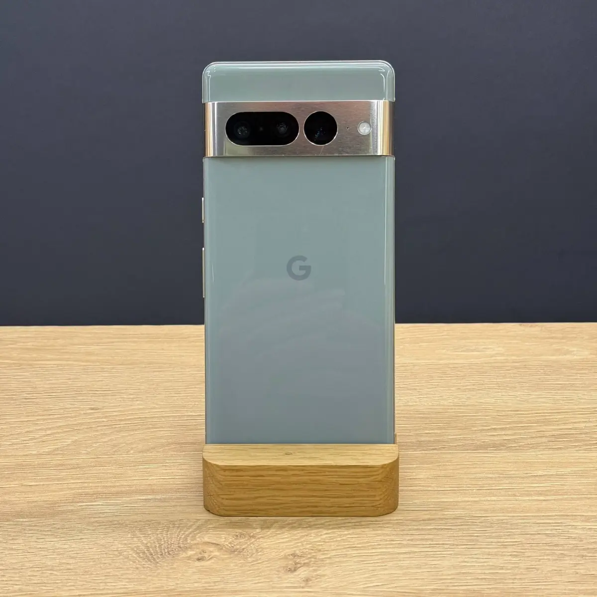 Вживаний смартфон Google Pixel 7 Pro 256Gb Hazel US (Ідеальний