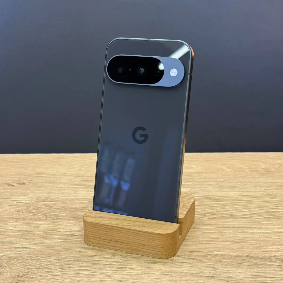 Вживаний смартфон Google Pixel 10 128Gb Obsidian Global (Ідеальний