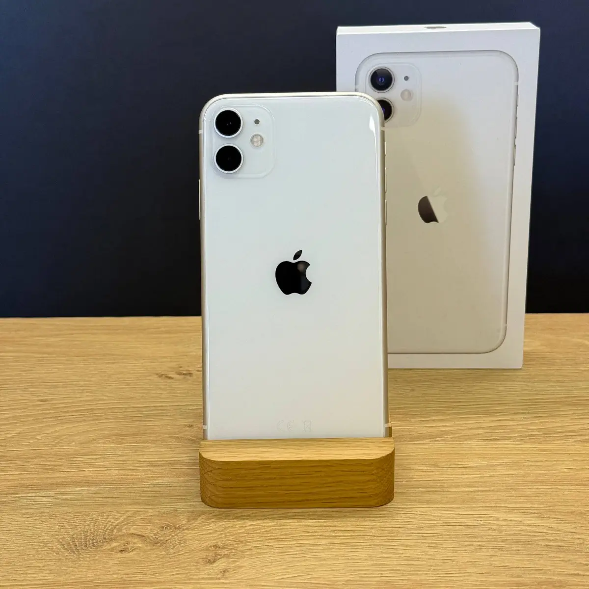 Вживаний смартфон Apple iPhone 11 128Gb White (Ідеальний+ стан