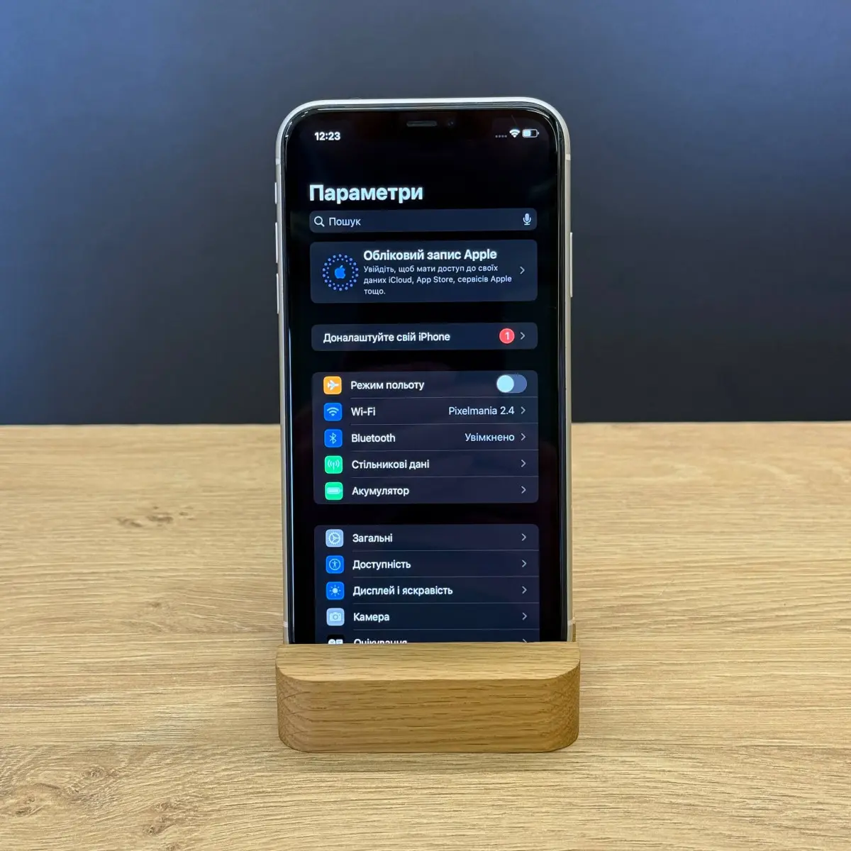 Вживаний смартфон Apple iPhone 11 64Gb White (Хороший стан) купити
