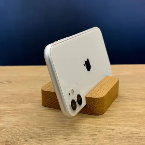 Вживаний смартфон Apple iPhone 11 64Gb White (Хороший стан) купити