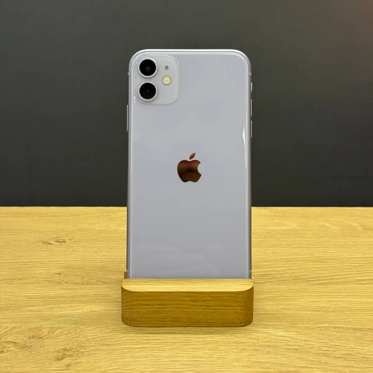 Вживаний смартфон Apple iPhone 11 128Gb Purple (Хороший стан