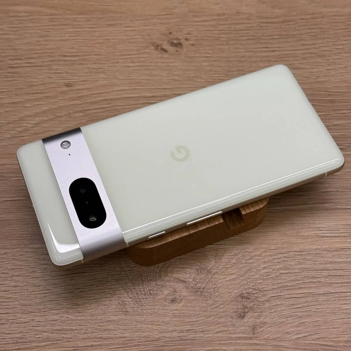 ☆美品☆ Google Pixel 7 128GB Lemongrass Google Pixel 7 128GB Lemongrass 新品未使用 本体 SIMフリー 日本国内