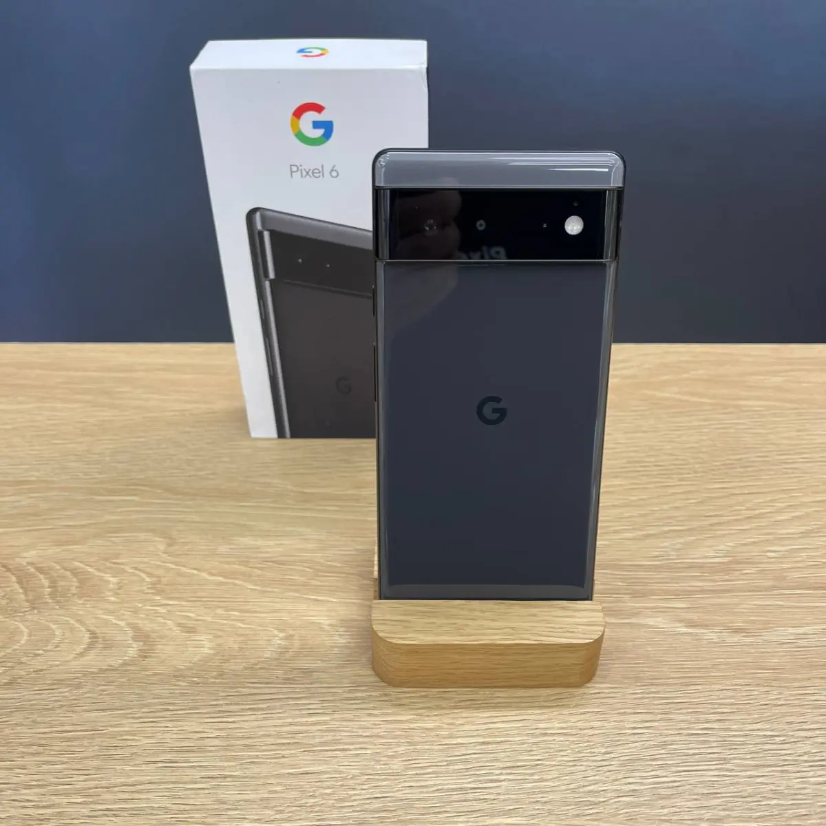 Вживаний смартфон Google Pixel 6 128Gb Stormy Black