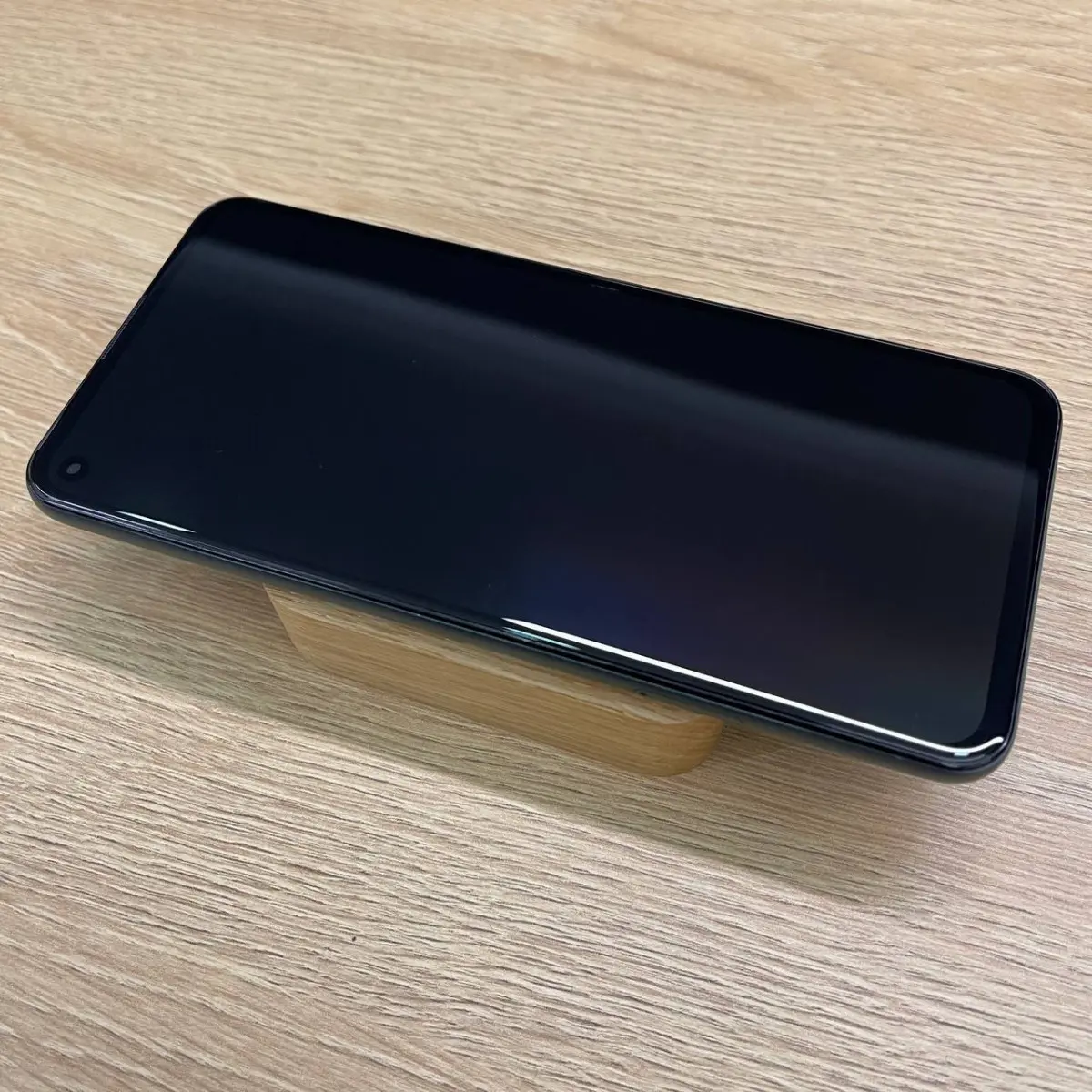 Вживаний смартфон Google Pixel 5a 5G 128Gb Mostly Black (Хороший