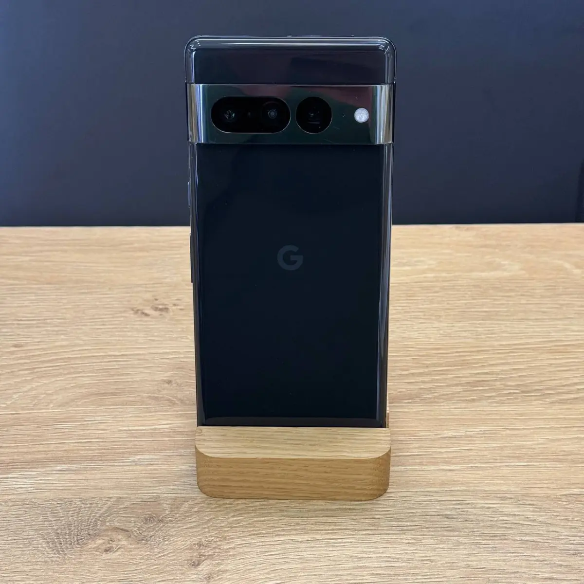 Вживаний смартфон Google Pixel 7 Pro 128Gb Obsidian US
