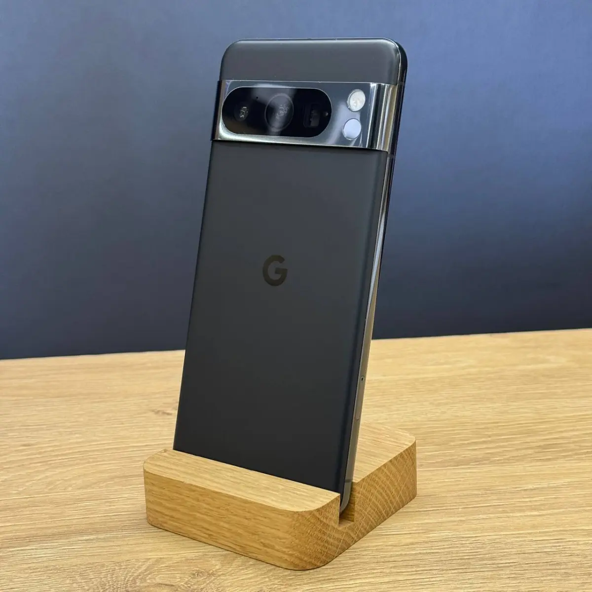 Вживаний смартфон Google Pixel 8 Pro 256Gb Obsidian G1MNW US