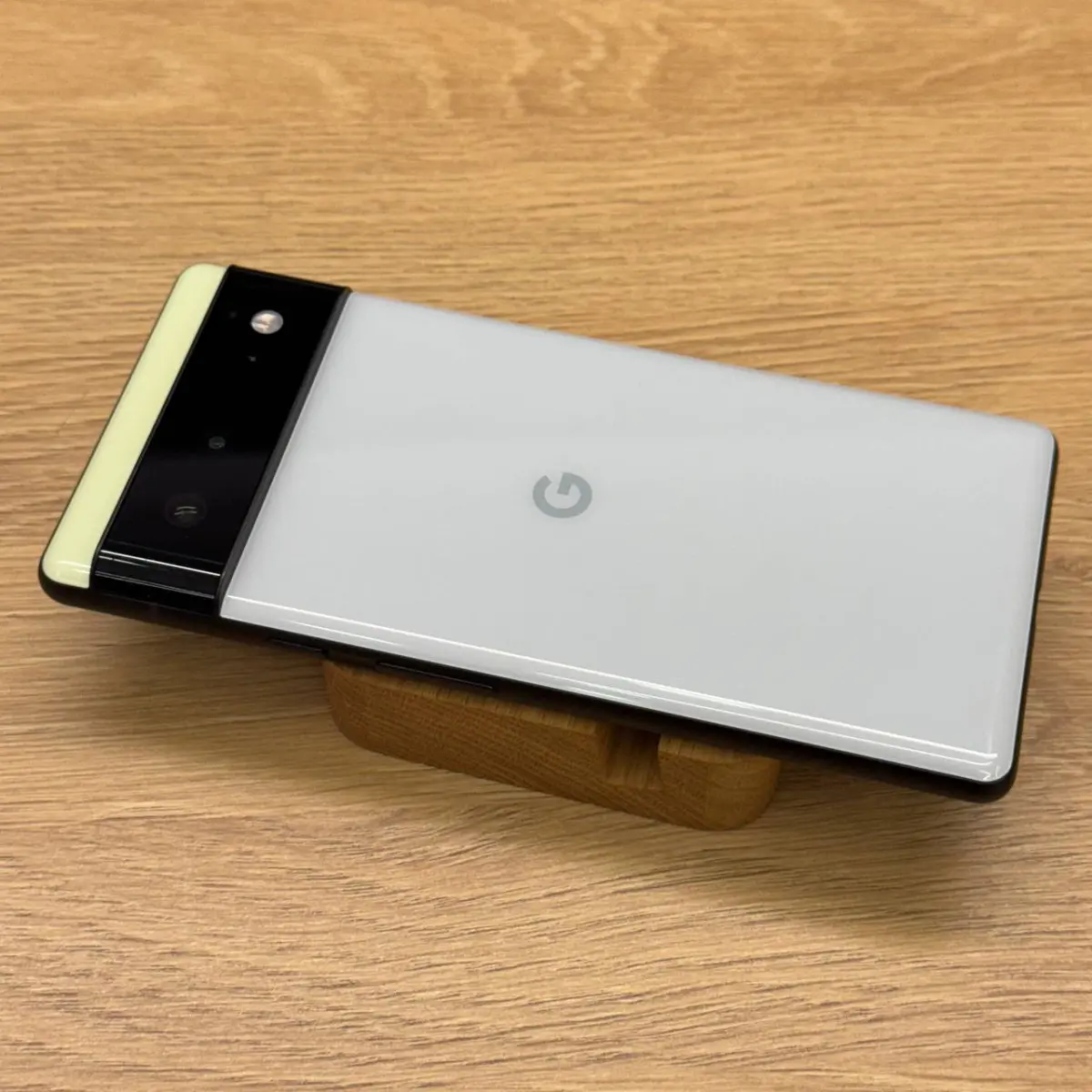 Вживаний смартфон Google Pixel 6 256Gb Sorta Seafoam GB7N6 US