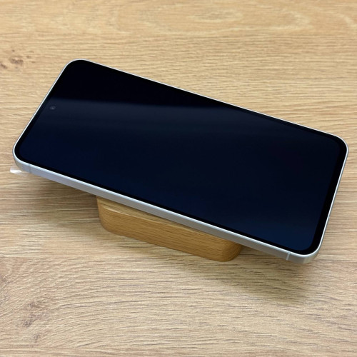 Вживаний смартфон Samsung Galaxy A56 5G 8/256Gb Olive (Ідеальний+ стан)