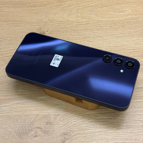 Вживаний смартфон Samsung Galaxy A15 4/128 Blue Black (Ідеальний+ стан)