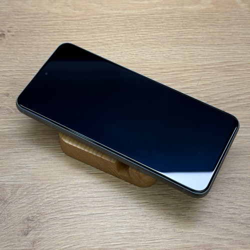 Вживаний смартфон Google Pixel 8 128Gb Hazel (Хороший+ стан)