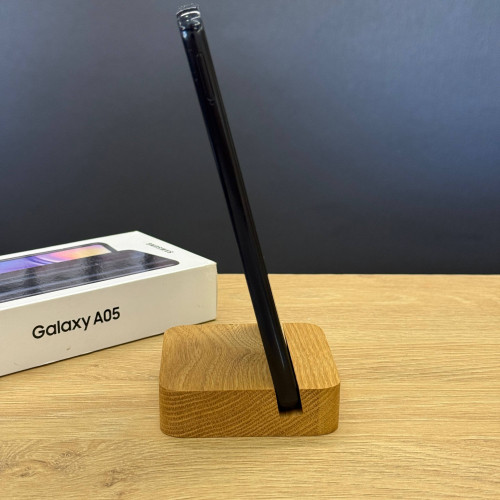 Вживаний смартфон Samsung Galaxy A05 4/128Gb Black (Хороший+ стан)