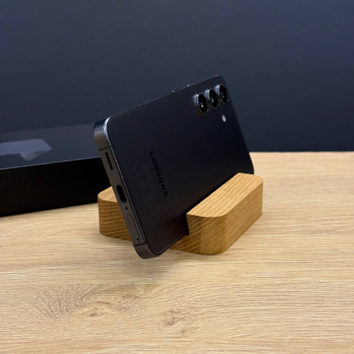 Вживаний смартфон Samsung Galaxy S24 8/256GB Onyx Black (Хороший+ стан)