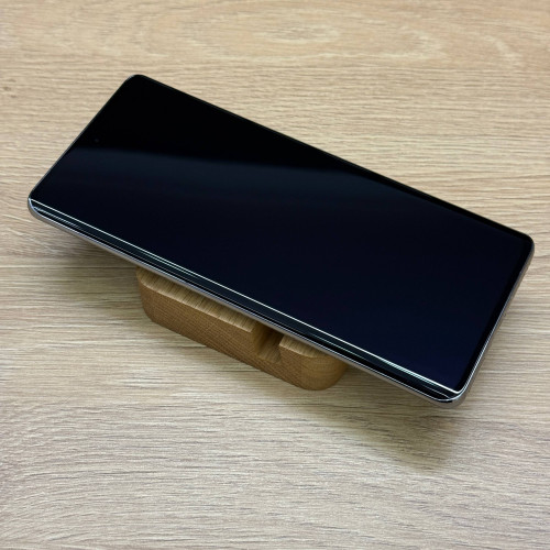 Вживаний смартфон OPPO Reno10 Pro 5G 12/256 Silvery Grey (Ідеальний+ стан)