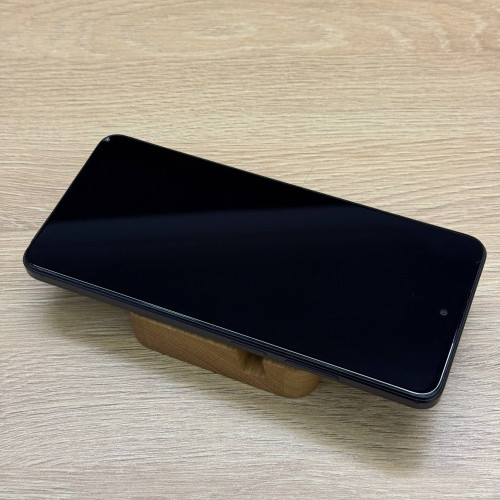 Вживаний смартфон OPPO A60 8/128 Midnight Purple (Задовільний+ стан)