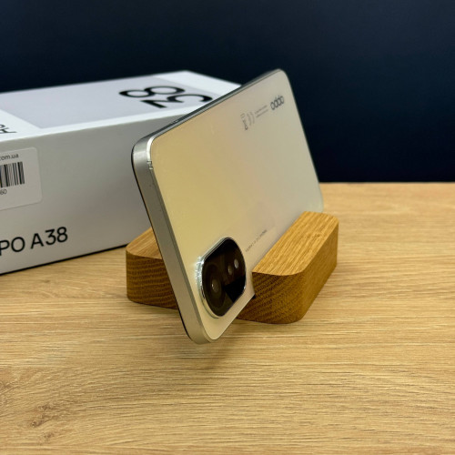Вживаний смартфон OPPO A38 4/128 Glowing Gold (Хороший+ стан)