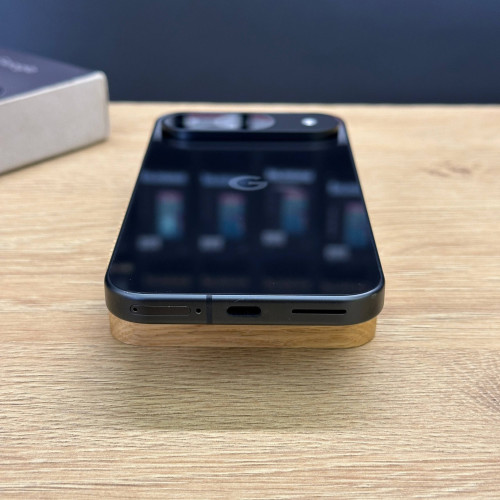 Вживаний смартфон Google Pixel 9 12/128Gb Obsidian Global (Ідеальний+ стан)