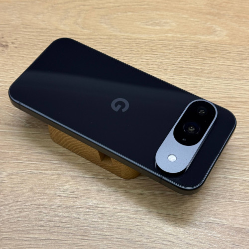 Вживаний смартфон Google Pixel 9 12/128Gb Obsidian Global (Хороший+ стан)