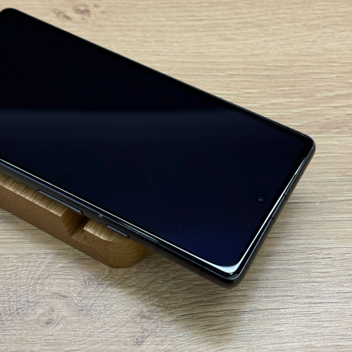 Вживаний смартфон Google Pixel 7a 128Gb Charcoal US (Задовільний стан)