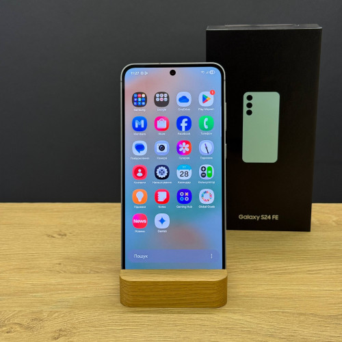 Вживаний смартфон Samsung Galaxy S24 FE 8/128Gb Mint (Ідеальний+ стан)