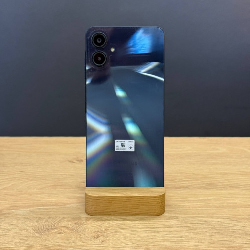 Вживаний смартфон Samsung Galaxy A06 4/128 Black (Хороший стан)