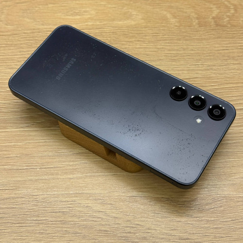 Вживаний смартфон Samsung Galaxy A16 8/256Gb Black (Задовільний+ стан)