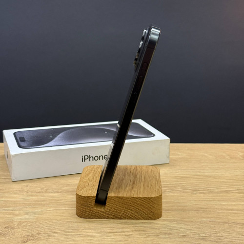Вживаний смартфон Apple iPhone 15 Pro Max 256Gb Black Titanium eSim (Хороший+ стан)