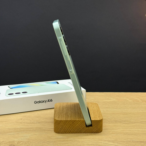 Вживаний смартфон Samsung Galaxy A16 8/256Gb Light Green (Хороший+ стан)