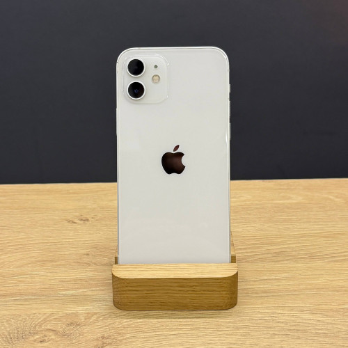 Вживаний смартфон Apple iPhone 12 128Gb White (Хороший стан)