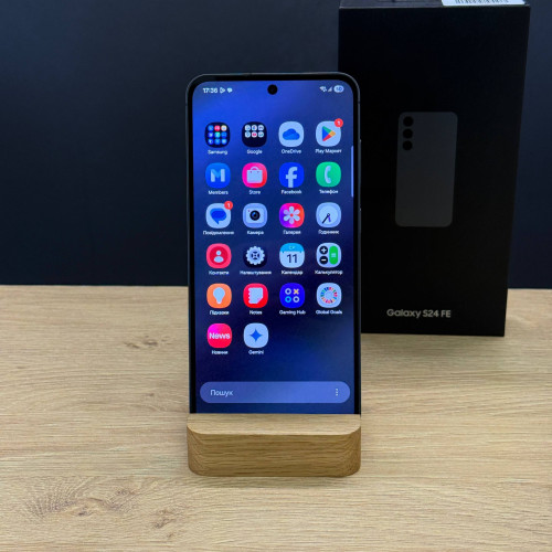 Вживаний смартфон Samsung Galaxy S24 FE 8/128Gb Graphite (Хороший+ стан)