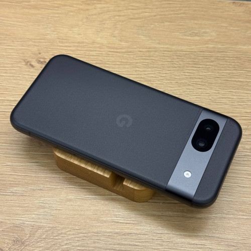 Вживаний смартфон Google Pixel 8a 128GB Obsidian US (Хороший+ стан)