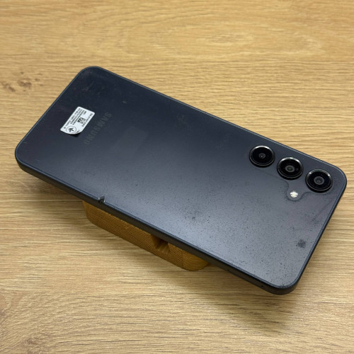 Вживаний смартфон Samsung Galaxy A16 4/128 Black (Задовільний стан)