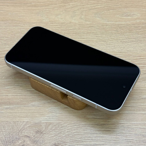 Вживаний смартфон Google Pixel 9 12/128Gb Porcelain Global (Ідеальний+ стан)