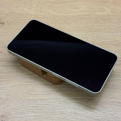 Вживаний смартфон Samsung Galaxy S25 12/256Gb Mint (Хороший+ стан)