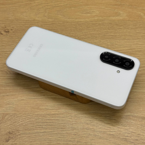 Вживаний смартфон Samsung Galaxy A26 5G 8/256Gb White (Ідеальний стан)