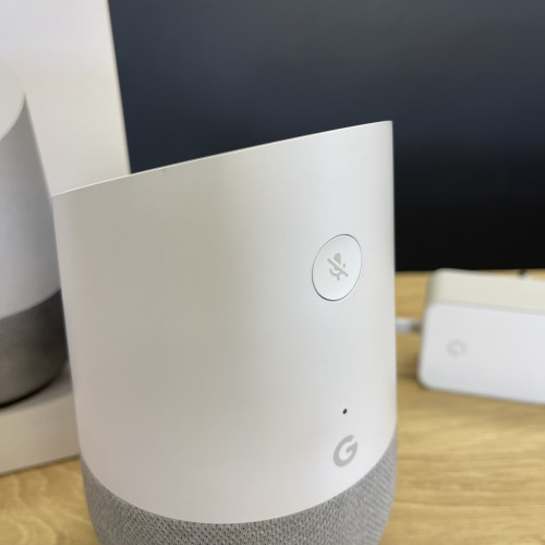 Вживана смарт-колонка Google Home Smart Assistant White/Slate EU (Ідеальний+ стан)