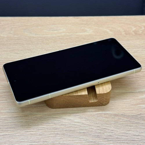 Вживаний смартфон Google Pixel 7 256Gb Lemongrass GVU6C US (Хороший стан)