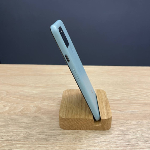 Вживаний смартфон Google Pixel 5 8/128Gb Sorta Sage (Задовільний стан)